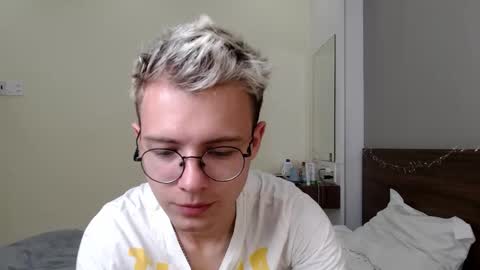 nikikerry_cum_ online show from February 15, 2:03 pm