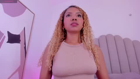 Snapshot of nikki_angel_ chatting on March 15, 6:58 pm NIkki Angel online show from March 15, 6:58 pm