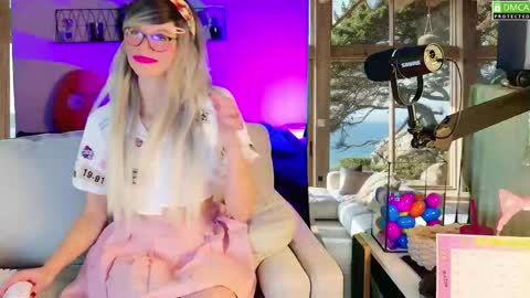 Kitty Chatte online show from October 5, 9:29 am