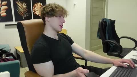 nikki online show from March 8, 2:04 am