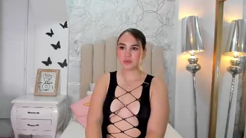 Snapshot of nikki_moon_ chatting on July 10, 7:12 am nikki_moon_ online show from July 10, 7:12 am