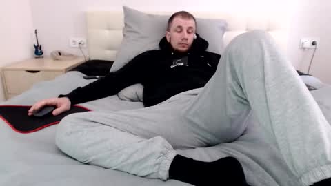 Nick online show from April 17, 1:58 pm