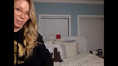 Snapshot of nikkib653466 chatting on April 19, 3:39 am nikkib653466 online show from April 19, 3:39 am