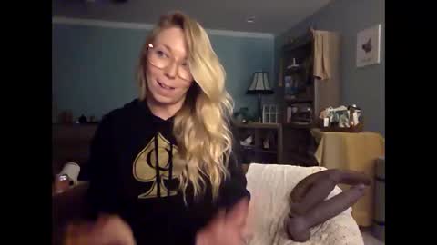Snapshot of nikkib653466 chatting on June 11, 12:32 am nikkib653466 online show from June 11, 12:32 am