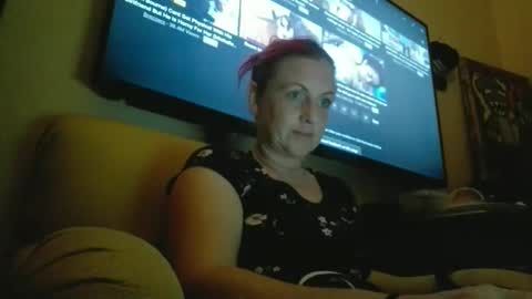 Snapshot of nikkietwotimes420 chatting on May 3, 2:50 am Nikkie online show from May 3, 2:50 am