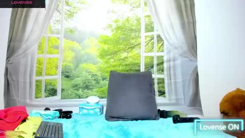Snapshot of nikol32__ chatting on May 22, 10:43 am dayan online show from May 22, 10:43 am