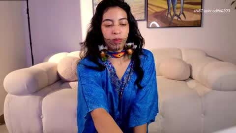 Nicole cam online show from May 3, 12:33 pm