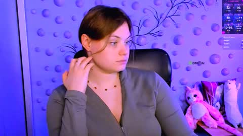 Little Niko  Help me reach my goals online show from February 13, 9:00 pm