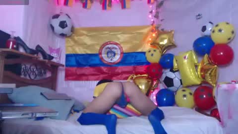 Snapshot of nikol_twink02 chatting on June 24, 11:42 am nikol_twink02 online show from June 24, 11:42 am