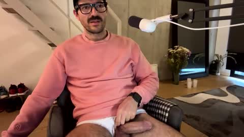 Snapshot of nikolaj_costeer_w chatting on February 4, 8:28 pm Nikolaj costeer online show from February 4, 8:28 pm