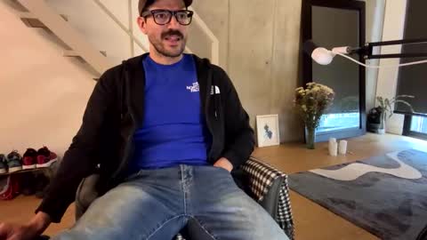 Snapshot of nikolaj_costeer_w chatting on February 7, 4:24 pm Nikolaj costeer online show from February 7, 4:24 pm