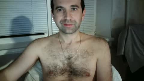 nikolas_vaz online show from December 6, 9:35 pm