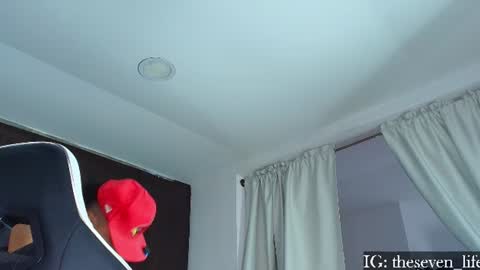 Snapshot of nikolaylisin chatting on July 23, 10:08 pm Niko online show from July 23, 10:08 pm