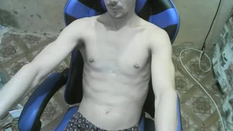 nikolos22 online show from November 3, 7:48 pm