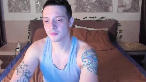 Snapshot of nikolos_vise chatting on January 24, 6:35 pm Nikolos online show from January 24, 6:35 pm