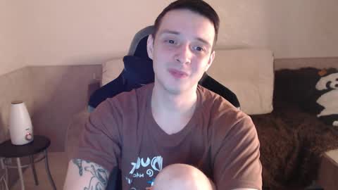 Snapshot of nikolos_vise chatting on January 29, 6:18 pm Nikolos online show from January 29, 6:18 pm