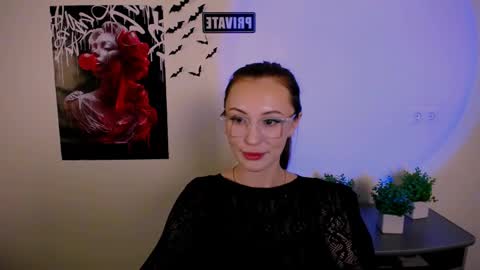 nikonara_ online show from February 17, 5:43 pm