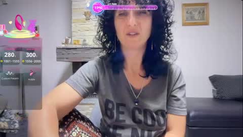 Snapshot of nikpassion123 chatting on May 15, 6:59 pm nikol online show from May 15, 6:59 pm