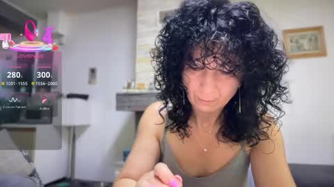 Snapshot of nikpassion123 chatting on June 1, 4:03 am nikol online show from June 1, 4:03 am