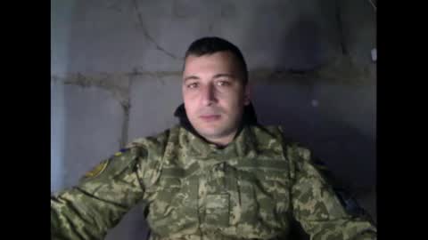 Snapshot of nikqredhot chatting on February 19, 12:00 pm NikQRedhot online show from February 19, 12:00 pm