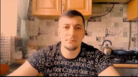 Snapshot of nikqredhot chatting on February 12, 8:09 am NikQRedhot online show from February 12, 8:09 am