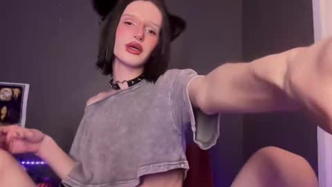 Snapshot of niky_long chatting on April 28, 1:04 am Niky online show from April 28, 1:04 am