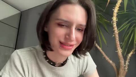Snapshot of niky_long chatting on June 2, 1:46 pm Niky online show from June 2, 1:46 pm