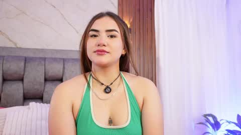 Snapshot of niky_nicole chatting on June 6, 12:10 pm Niky online show from June 6, 12:10 pm