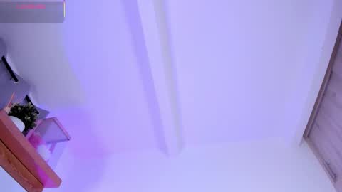 Snapshot of niky_vega1 chatting on February 23, 11:35 pm niky_vega1 online show from February 23, 11:35 pm