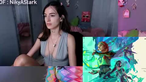 Snapshot of nikyastark chatting on June 16, 2:03 am Niky A Stark online show from June 16, 2:03 am