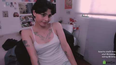 Nikylaine online show from November 24, 7:46 pm