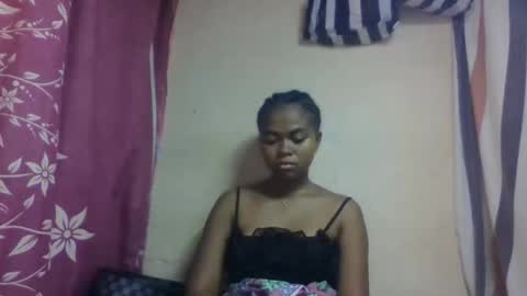 nilah online show from November 26, 2:23 am