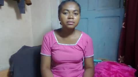 Snapshot of nilahmarie chatting on April 21, 5:39 pm nilah online show from April 21, 5:39 pm