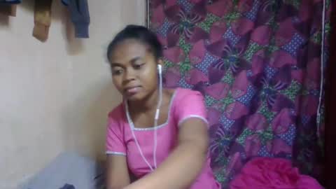 Snapshot of nilahmarie chatting on May 22, 7:08 pm nilah online show from May 22, 7:08 pm