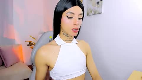 Snapshot of nilam217 chatting on March 15, 11:55 pm Nilam online show from March 15, 11:55 pm