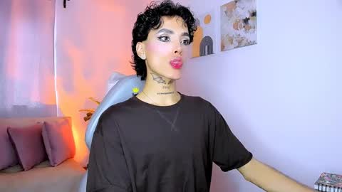 Snapshot of nilam217 chatting on April 7, 8:42 pm Nilam online show from April 7, 8:42 pm