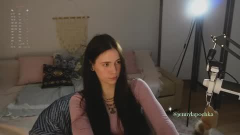 Jennet online show from April 20, 6:53 pm