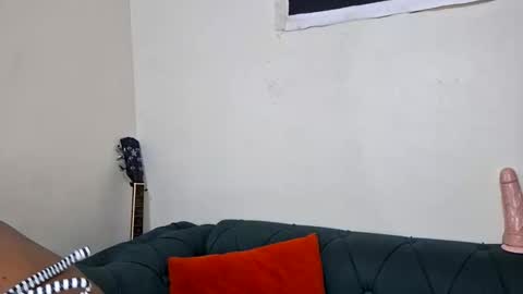 Snapshot of nina_bambi chatting on April 18, 2:04 am nina_bambi online show from April 18, 2:04 am