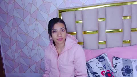 Nina Carther online show from February 9, 11:25 am