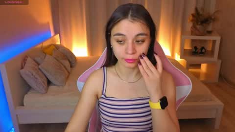 Snapshot of nina_fierce chatting on April 29, 1:21 am Ketrin online show from April 29, 1:21 am