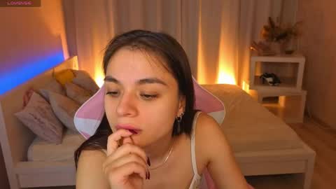 Snapshot of nina_fierce chatting on May 13, 1:25 am Ketrin online show from May 13, 1:25 am