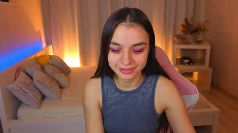 Snapshot of nina_fierce chatting on May 19, 1:56 am Ketrin online show from May 19, 1:56 am