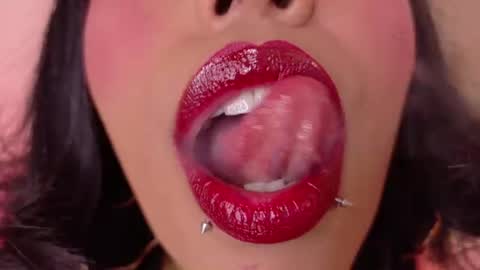 Nina Fox  online show from July 17, 12:06 am
