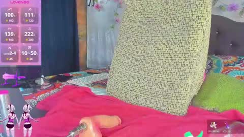 Snapshot of nina_gauther_ chatting on May 11, 3:29 pm Nina Gauther online show from May 11, 3:29 pm