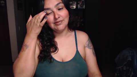 Snapshot of nina_moonbeam chatting on June 18, 1:06 am Nina Moon online show from June 18, 1:06 am