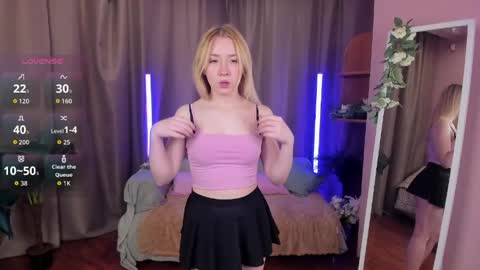 Snapshot of nina_original chatting on May 20, 2:07 am Nina online show from May 20, 2:07 am