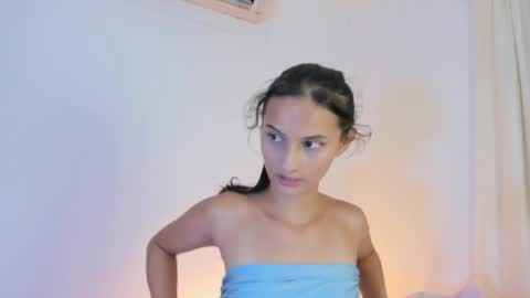 ninahtx online show from April 14, 9:21 pm