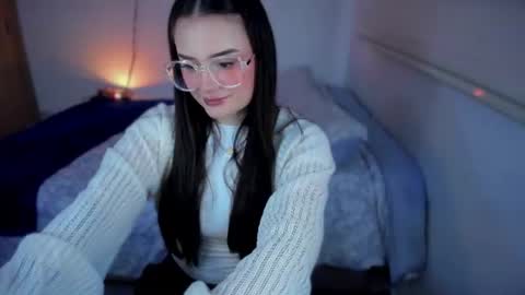 ninavolkov online show from June 26, 10:58 pm