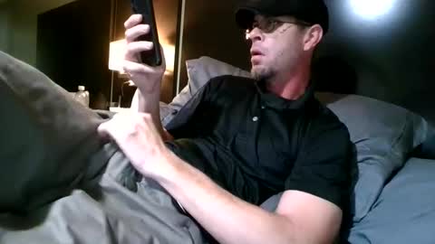 Snapshot of nineinchbronco chatting on November 10, 4:17 pm nineinchbronco online show from November 10, 4:17 pm