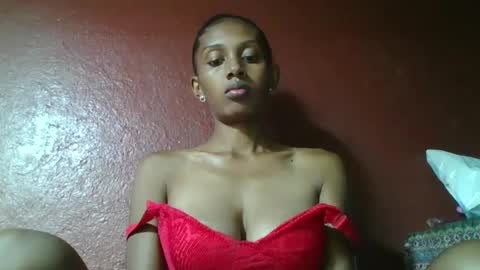 Snapshot of ninie246746 chatting on February 23, 9:11 am ninie246746 online show from February 23, 9:11 am